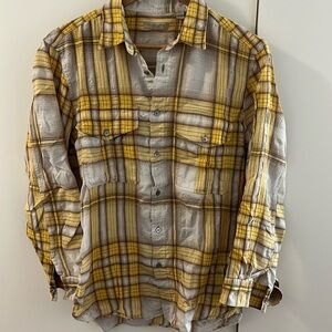 Burberry size large button up